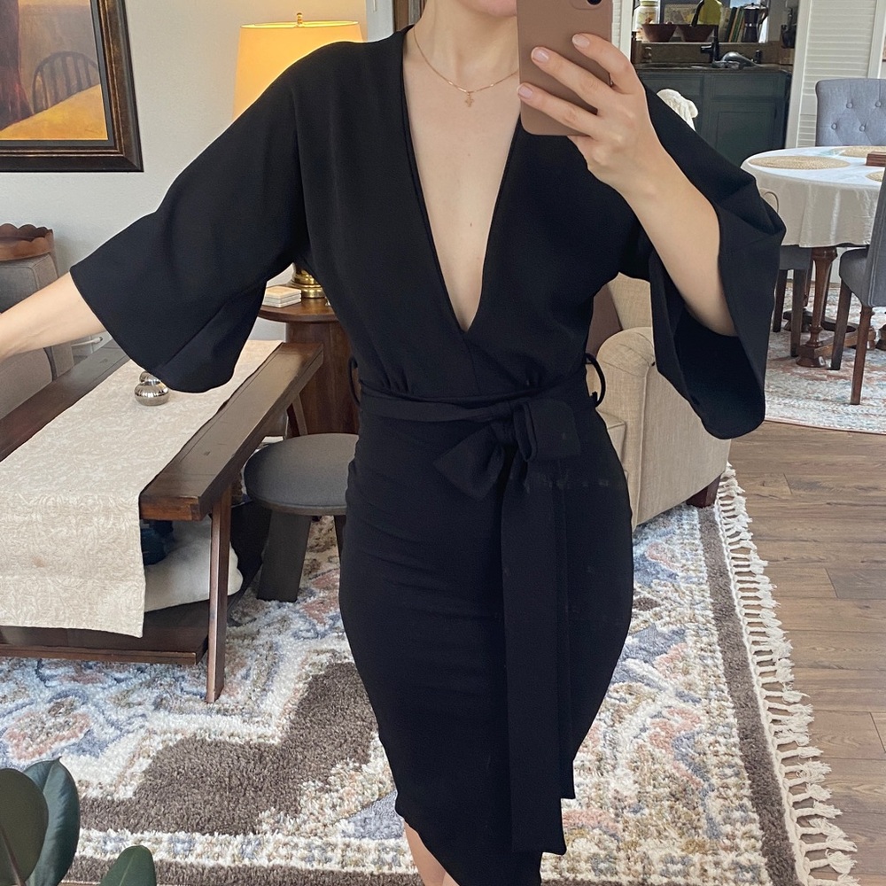 PrettyLittleThing Black Tie-Front Dress